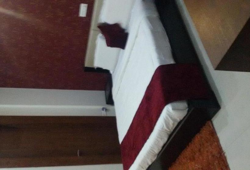 Hotel Paras Hisar Haryana