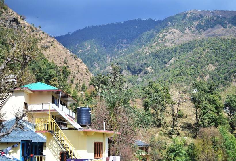 Hostel Mcleod Backpackers 13