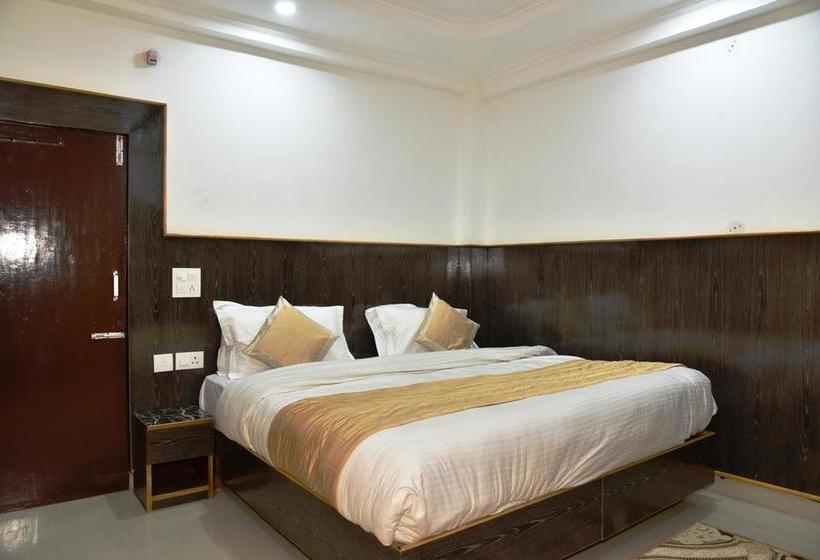 Hotel Akash 7
