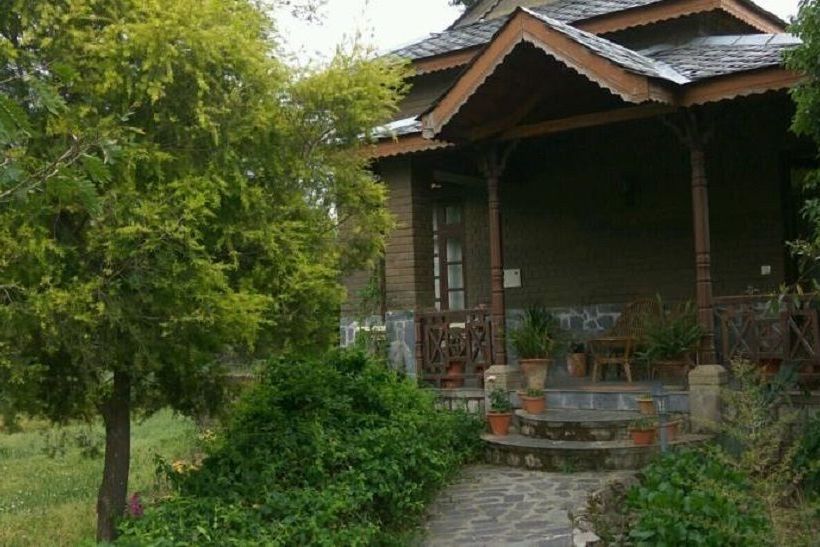 Aamod Blossoms Village Resort 11