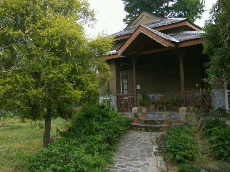 Aamod Blossoms Village Resort 12