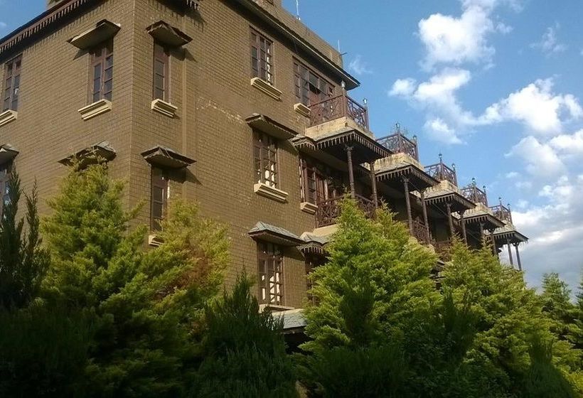 Aamod Blossoms Village Resort 15