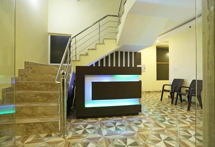 Hotel Oyo Rooms Naddi Sunset Point 2