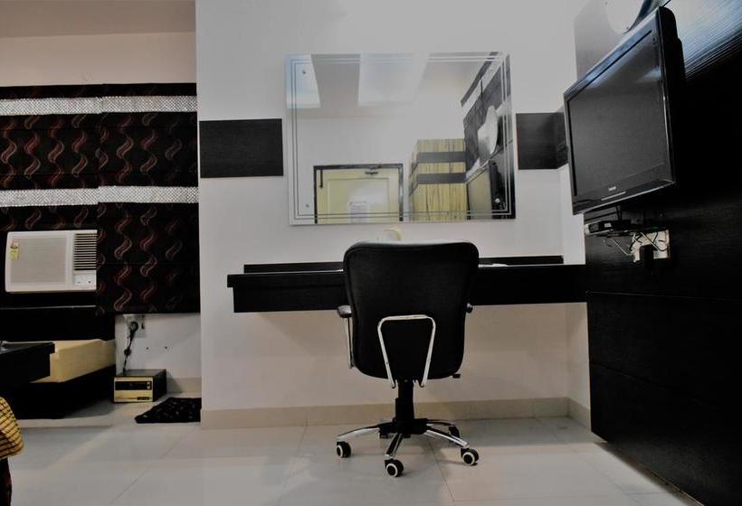 Hotel Shiv Dayal The 10