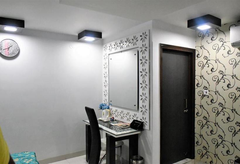 Hotel Shiv Dayal The 12