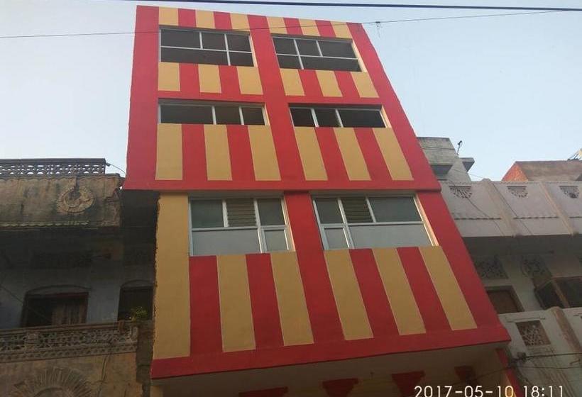 Hotel Kanpur Villa 8