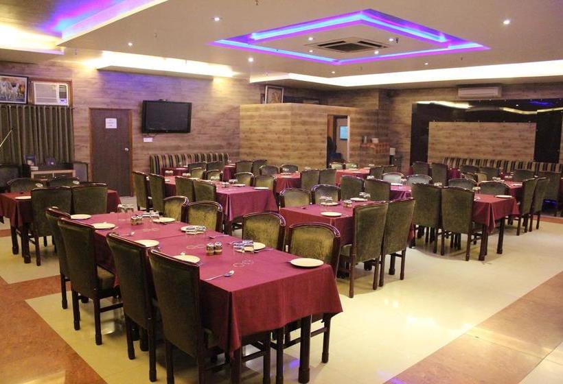 Hotel Kanha Continental 3