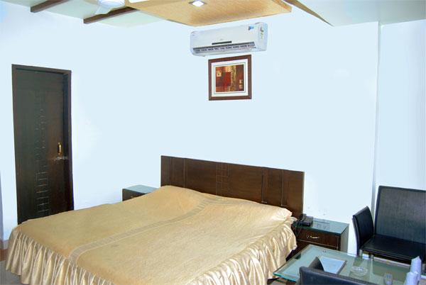 Hotel Mangalam 2