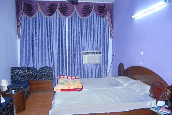 Hotel Mangalam 3