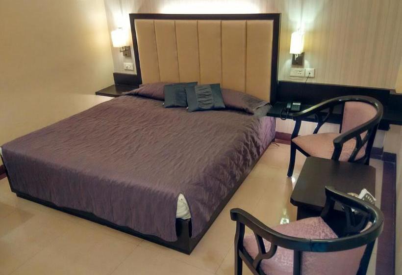 Status Hotel & Resort 13