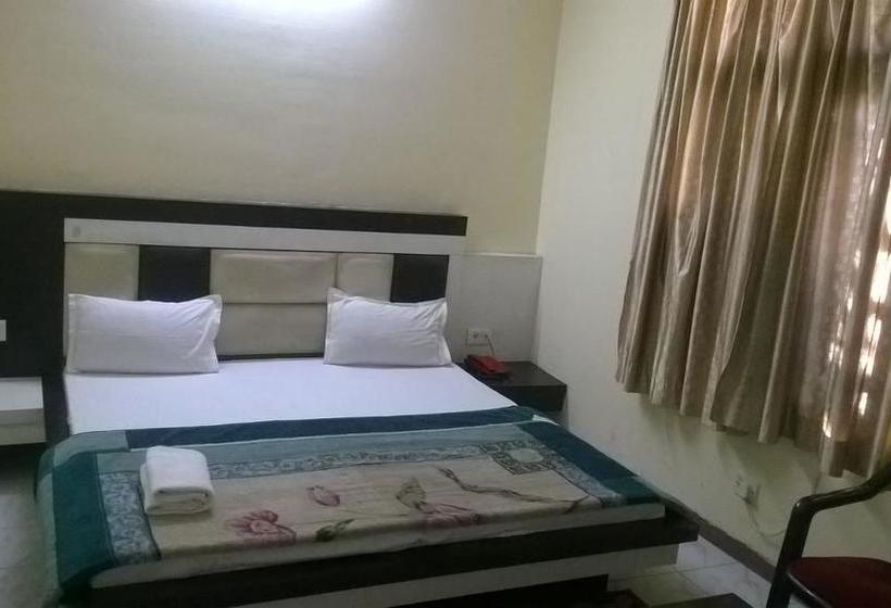 Hotel Akash Deep International 1