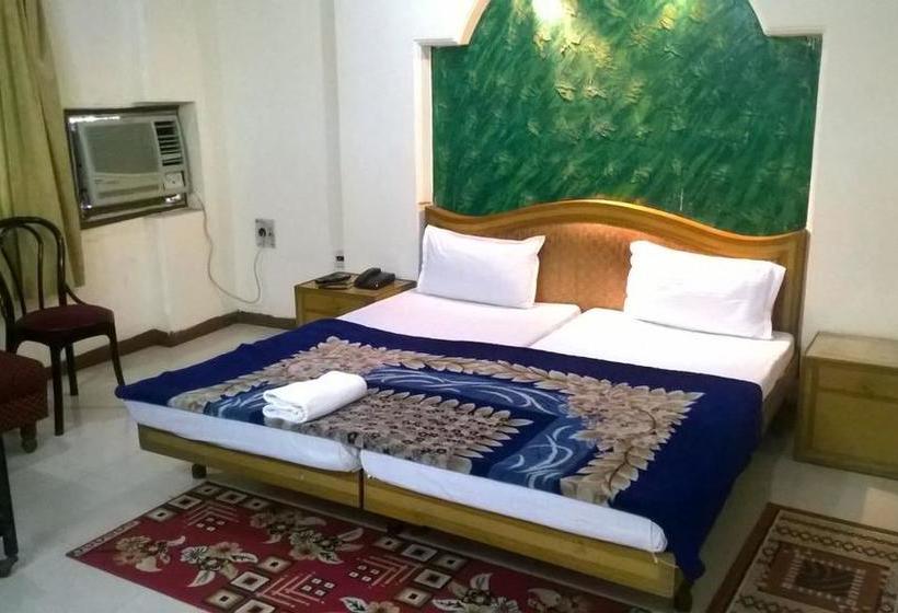 Hotel Akash Deep International 2