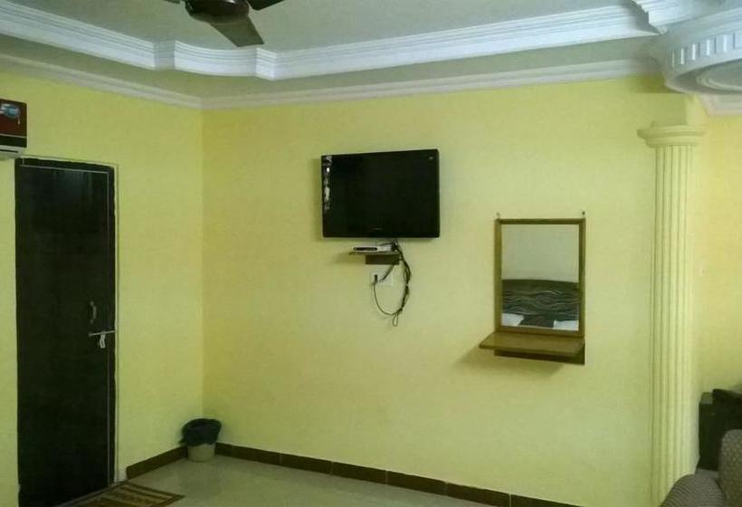 Hotel Akash Deep International 5