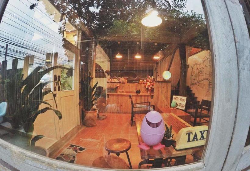 Hostel Slow Tree Ayutthaya 15