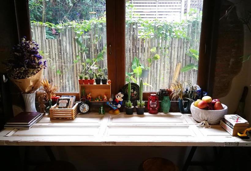 Hostel Slow Tree Ayutthaya 17