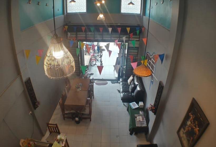 Hostel Muster House 10