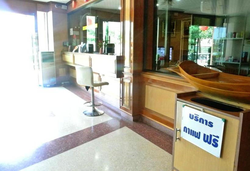 Hotel Rose Garden 18