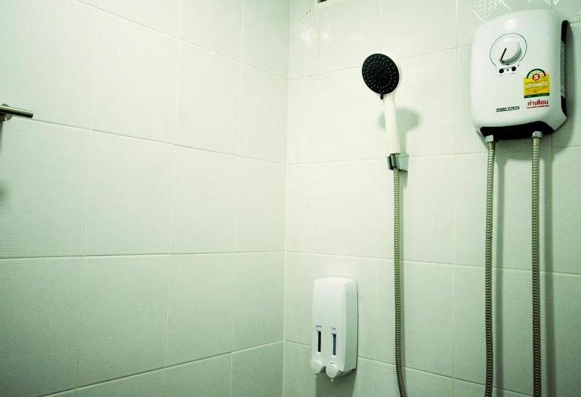 Early Bird Hostel Ayutthaya 19