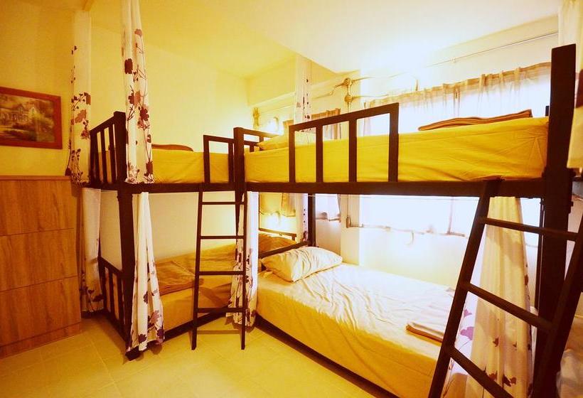 Early Bird Hostel Ayutthaya 6