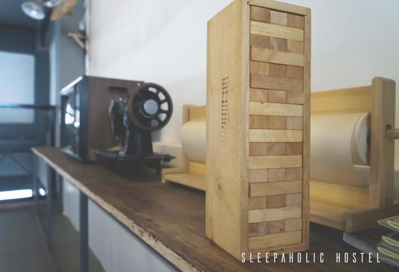 Hostel Sleepaholic 13