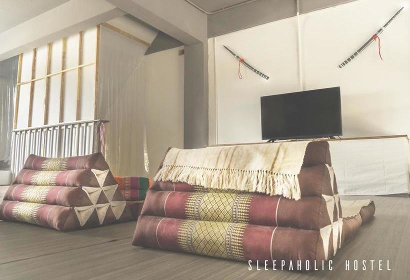 Hostel Sleepaholic 15