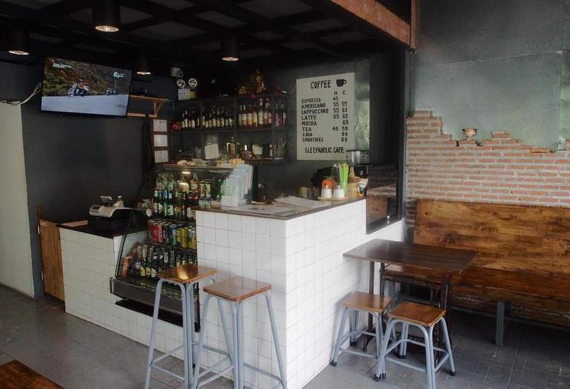 Hostel Sleepaholic 3