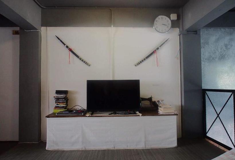 Hostel Sleepaholic 9