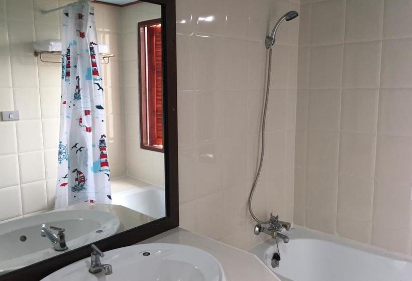 Hotel Toh Buk Seng Ayutthaya 13