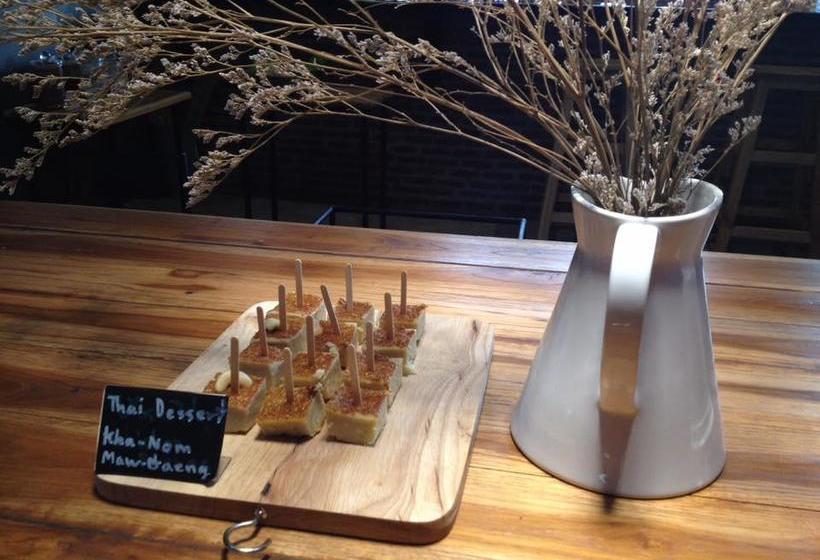 Yimwhan Hostel &cafe 13