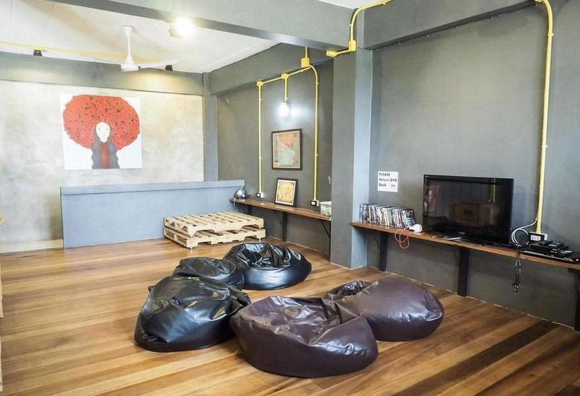 Yimwhan Hostel &cafe 18