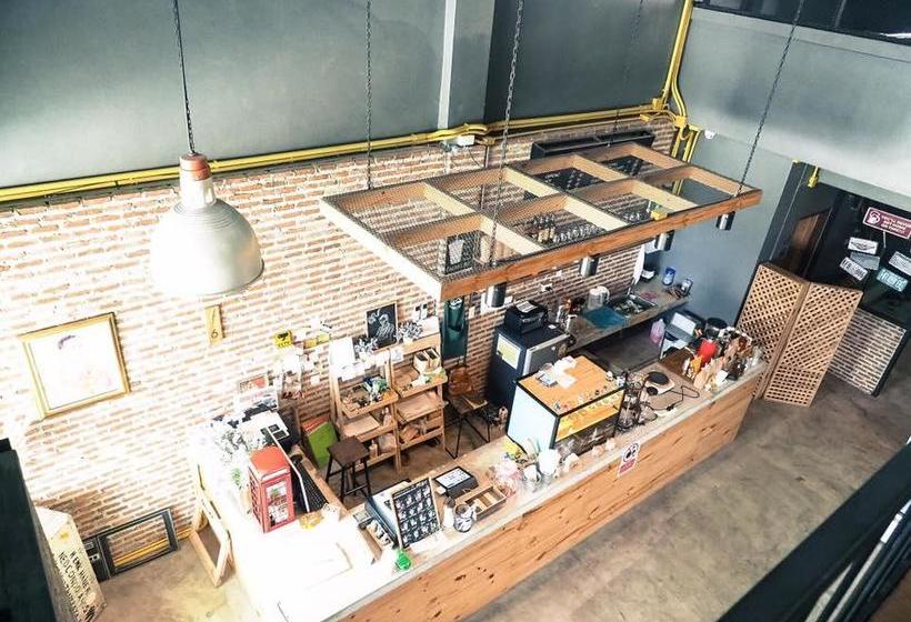 Yimwhan Hostel &cafe 6