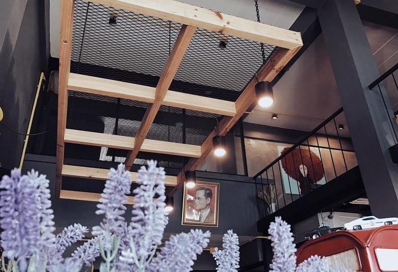 Yimwhan Hostel &cafe 8