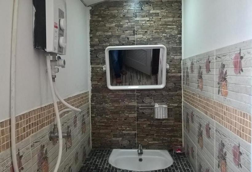 Bed and Breakfast Aiyara House 12