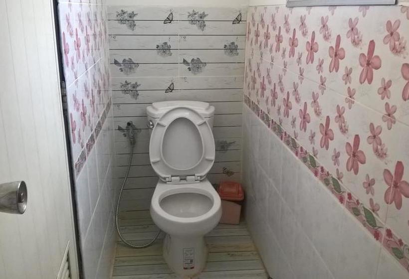 Bed and Breakfast Aiyara House 14