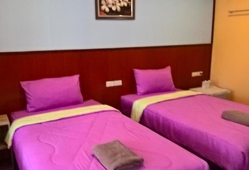 Bed and Breakfast Aiyara House 17