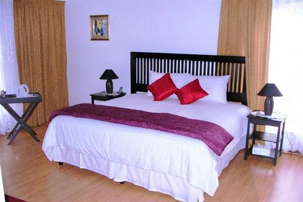 Hotel Ezamampondo Guest House 1