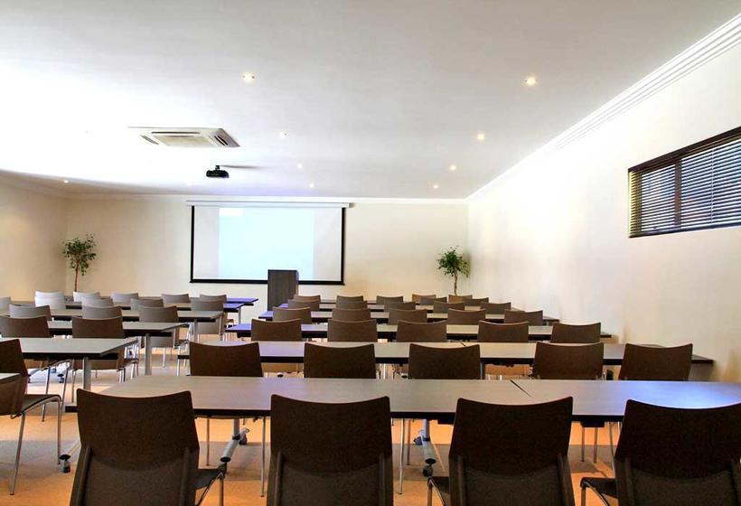 Hotel Seasons Find Guest Lodge 12