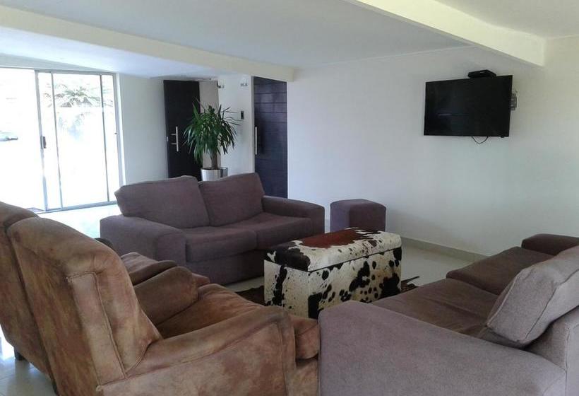 Hotel Seasons Find Guest Lodge 2