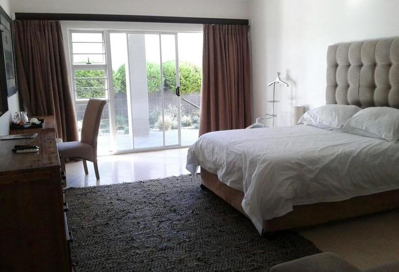 Hotel Seasons Find Guest Lodge 5