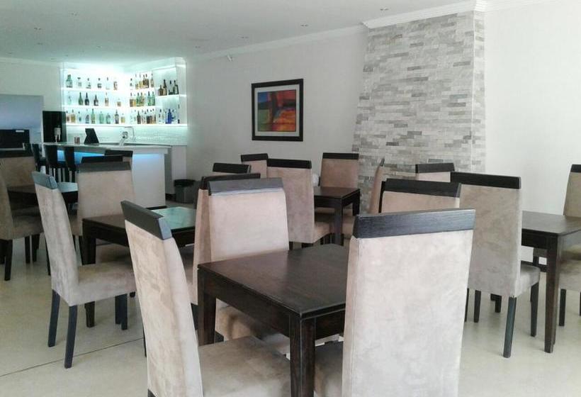 Hotel Seasons Find Guest Lodge 8