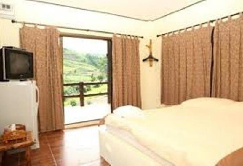 Thong Jarussaeng Resort 1