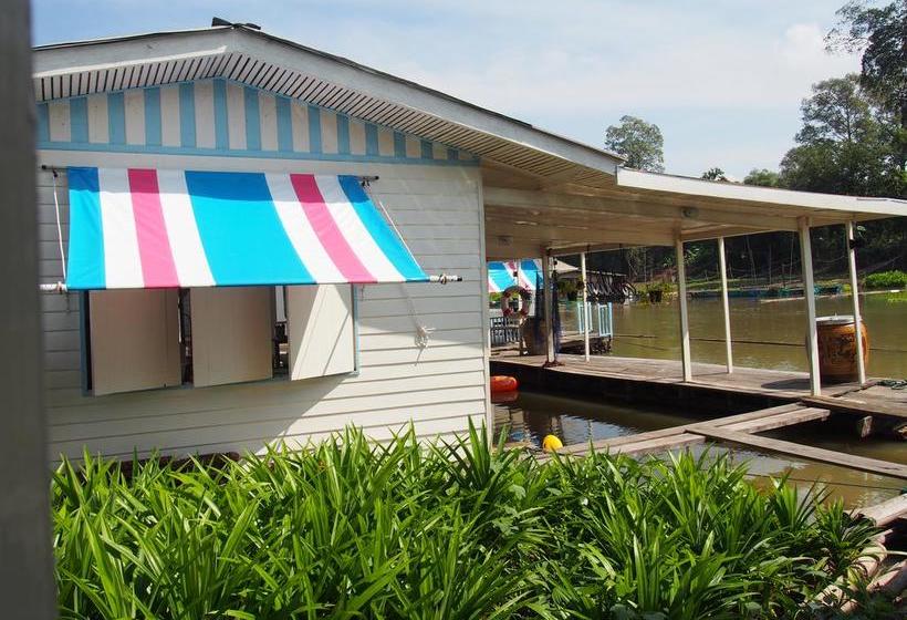 Hostel U Pae Paestay Uthaithani 13