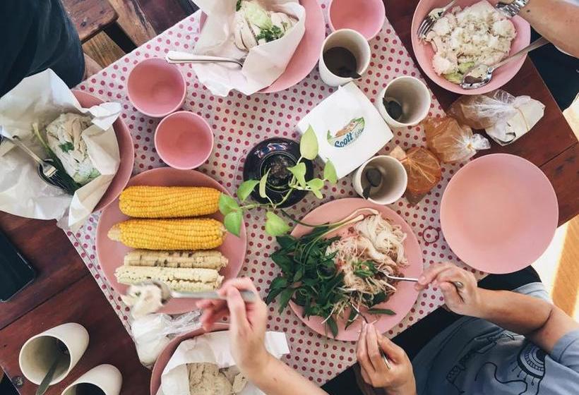 Hostel U Pae Paestay Uthaithani 6