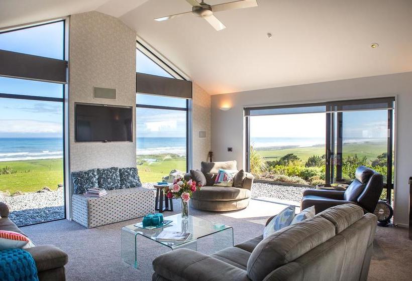 Bed and Breakfast Montagu House South Island