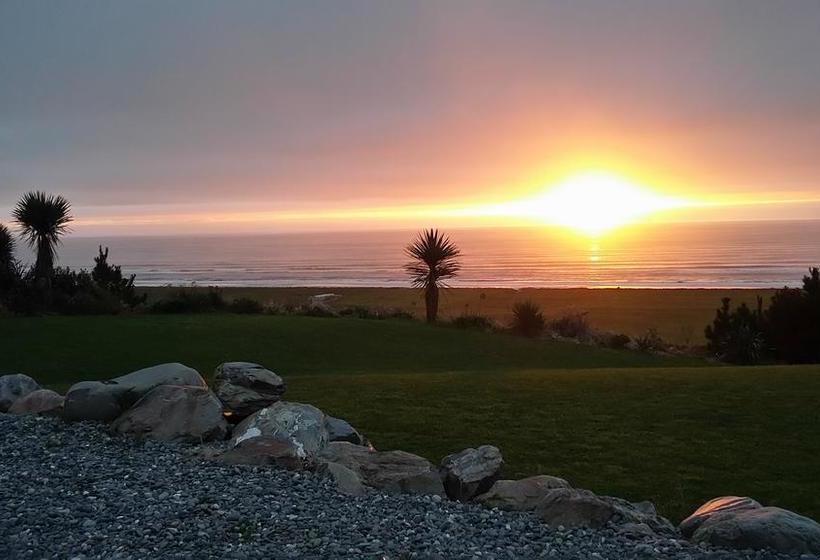 Bed and Breakfast Montagu House 12