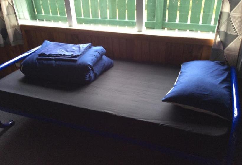 Hostel Adventure Inn Marahau 6