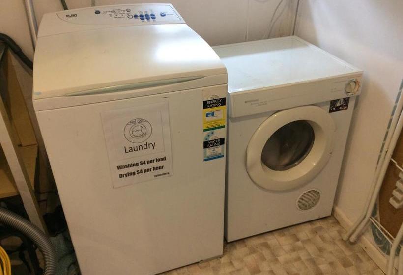 Hostel Adventure Inn Marahau 8