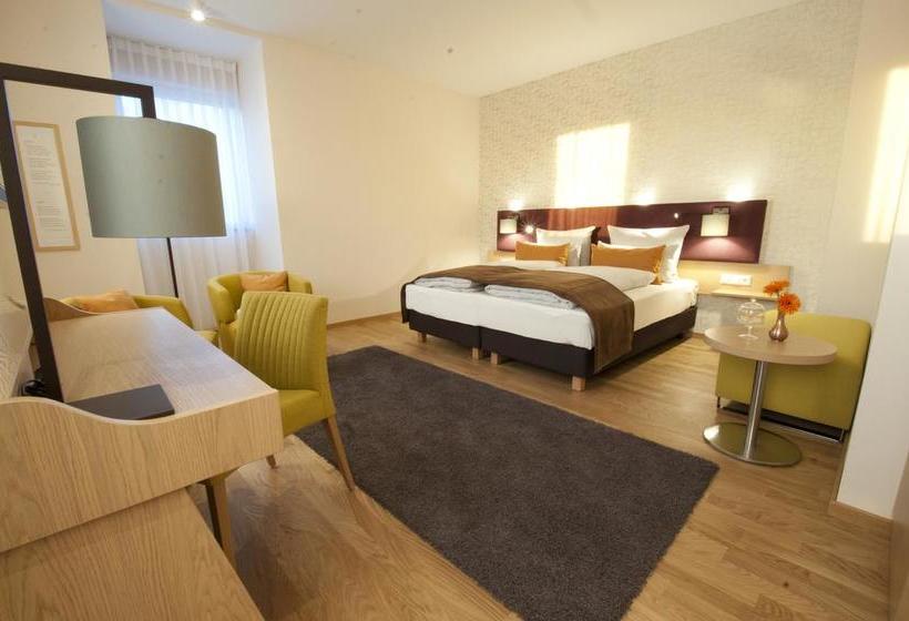 Einhorn Hotel Restaurant Weinbar 1