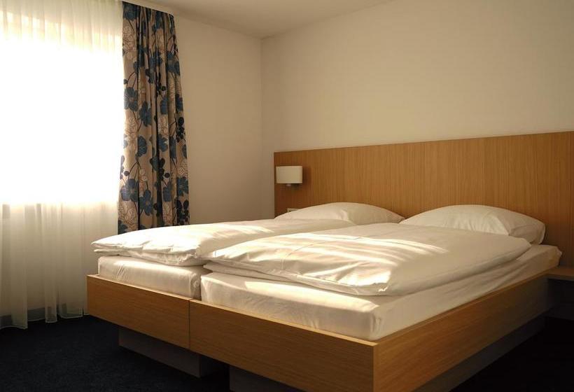 Hotel Bahnhof Jestetten 6