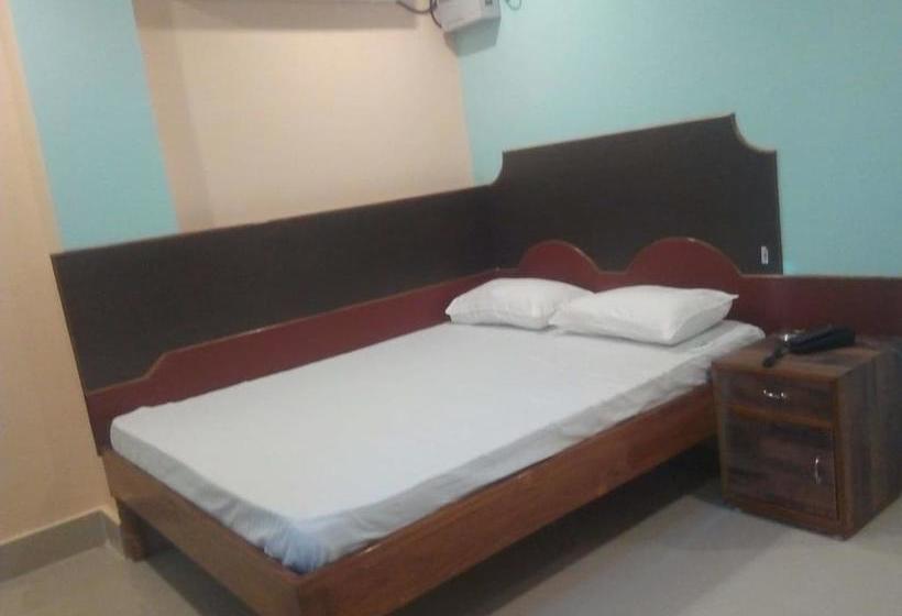 Hotel Barak Continental 11